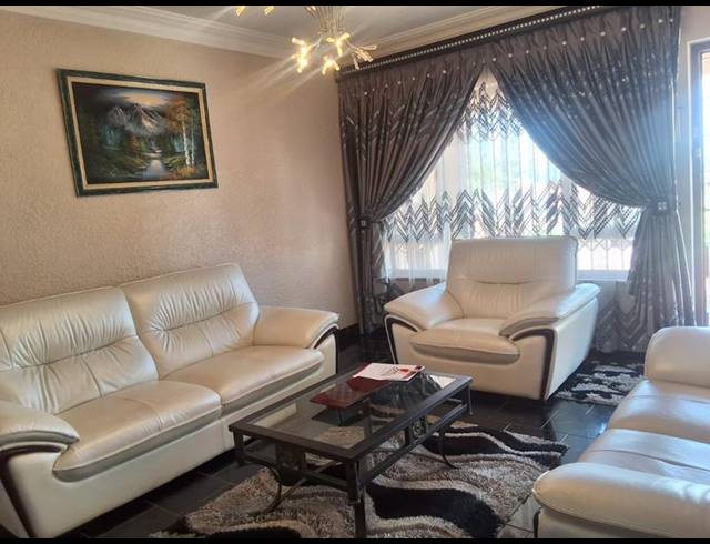 3 BEDROOM HOUSE FOR SALE IN ESCOMBE